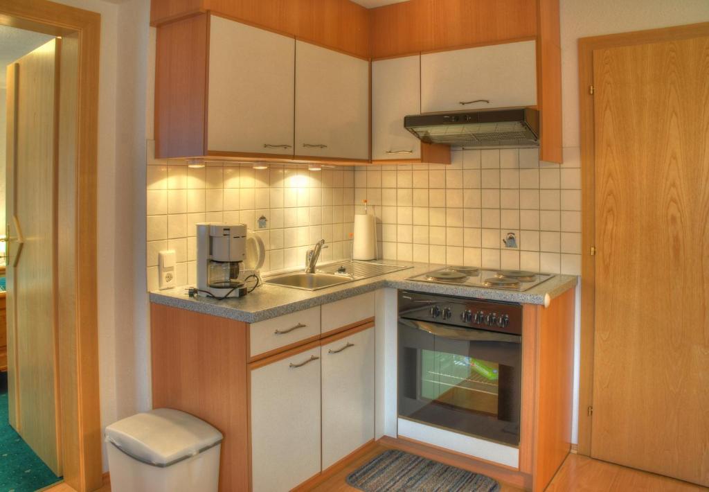 Gaestehaus Resi Jerzens Quarto foto